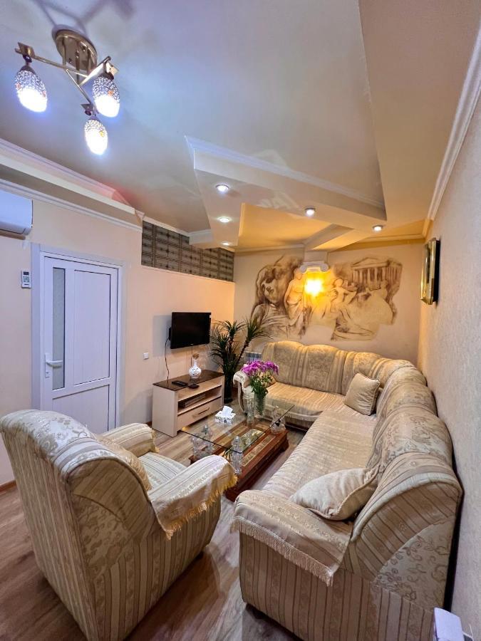 Apartment In The Centre Of Yerevan For Rent Εξωτερικό φωτογραφία