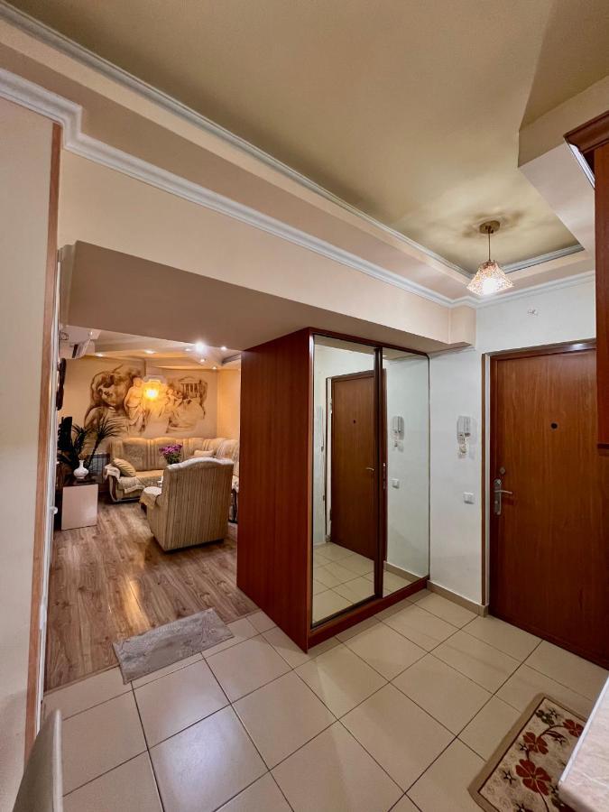 Apartment In The Centre Of Yerevan For Rent Εξωτερικό φωτογραφία
